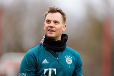 What is Manuel Neuer’s Salary/Income in 2024?