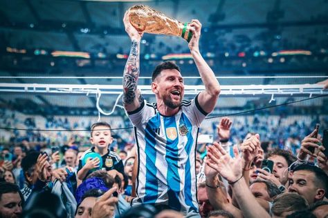 Messi’s Luxurious Lifestyle and Family Influence